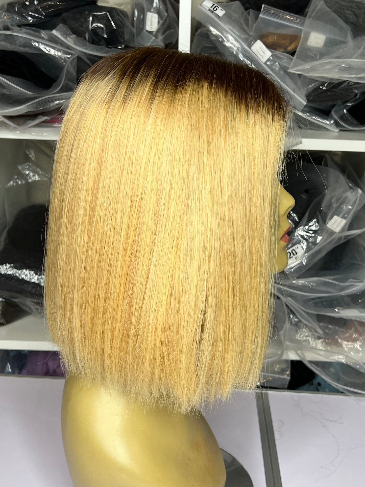 Short blonde - SawaShine
