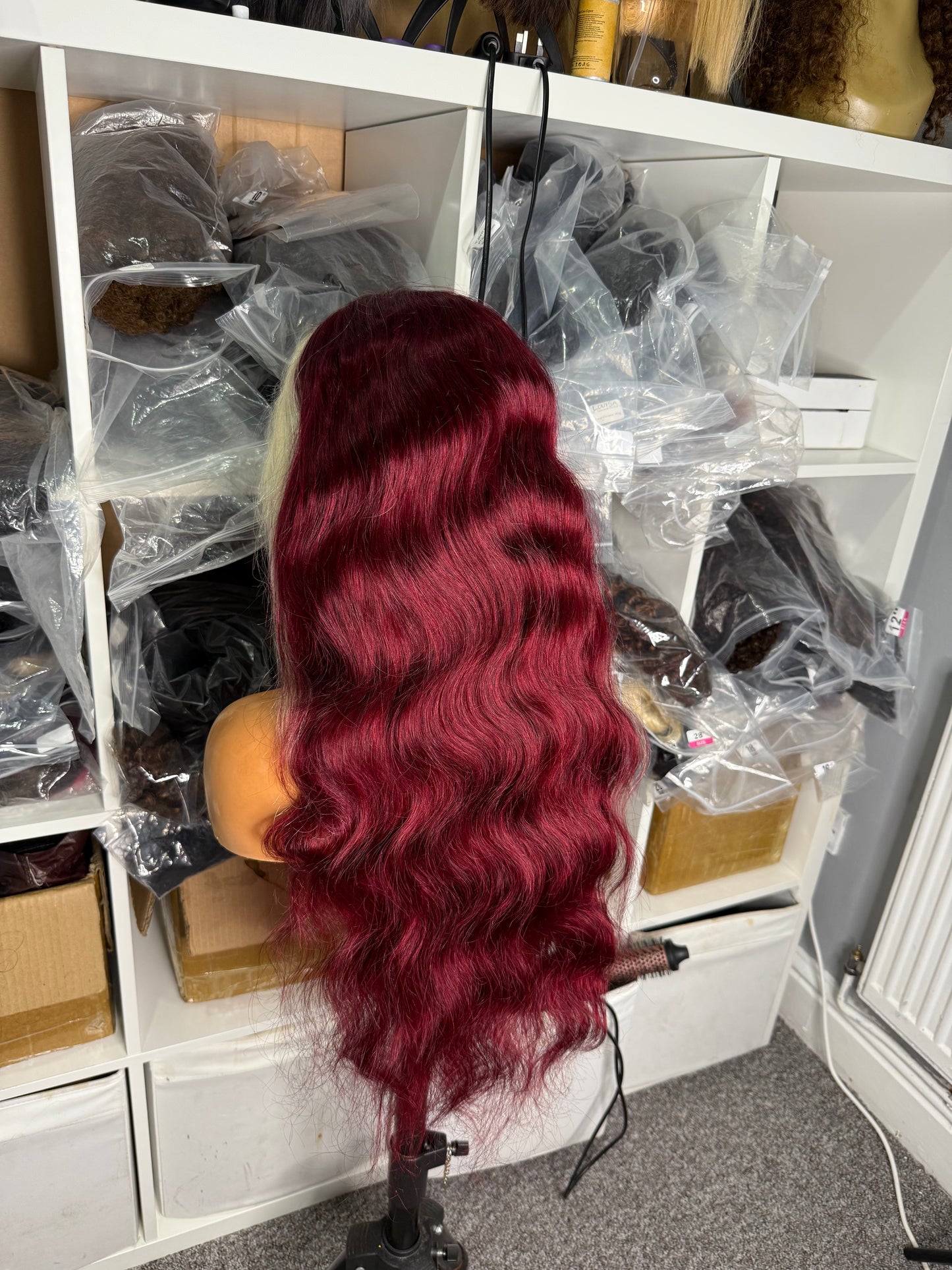 Red wig with blonde highlights - SawaShine